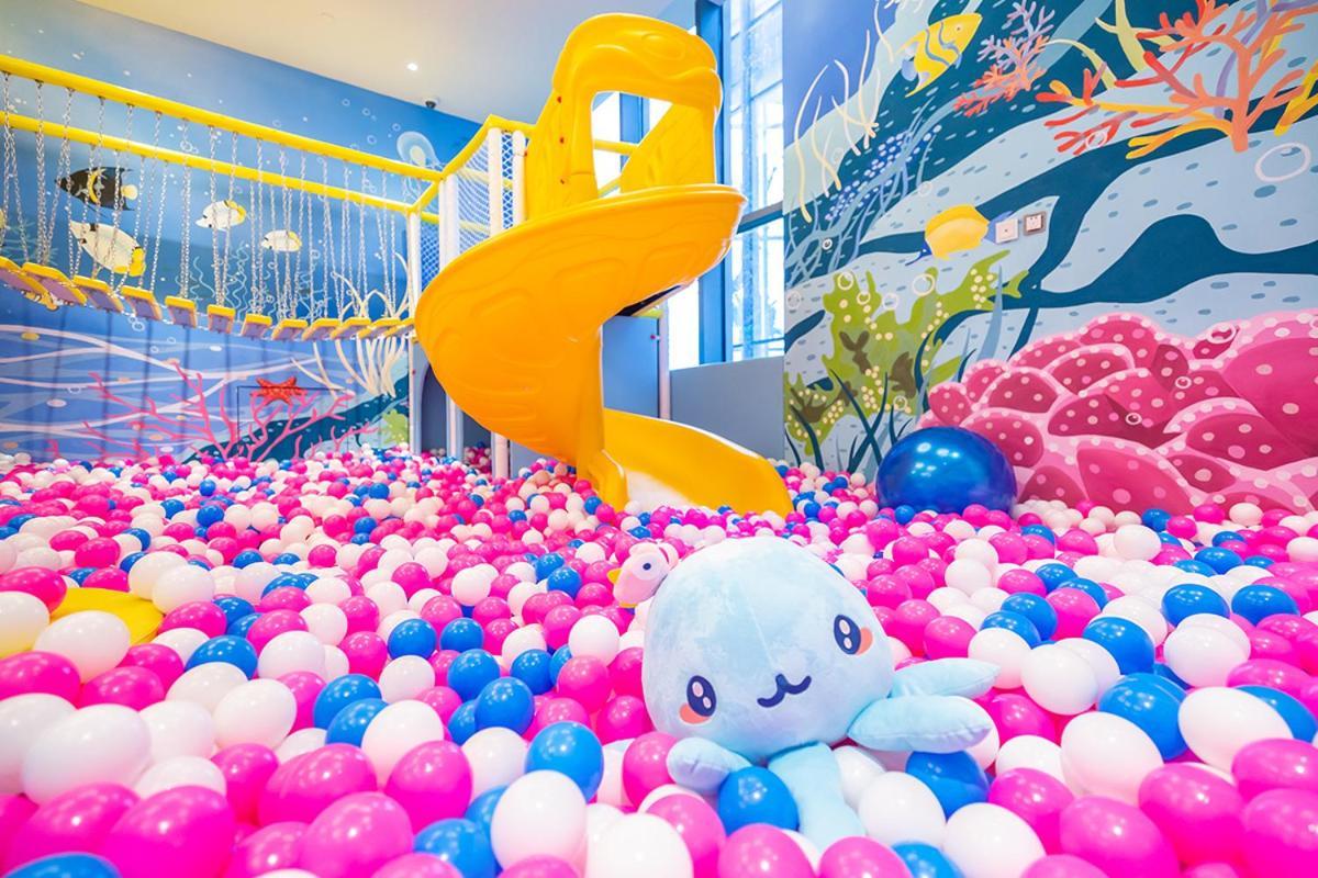 Haichang Ocean Park Khách sạn 5*